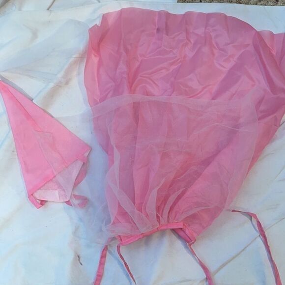 Doggie princess Dress Up. Fits Most Dogs. - Picture 5 of 5